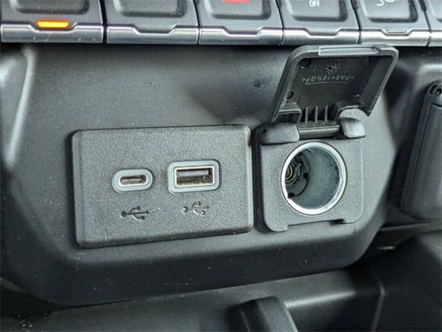 Used 2020 GMC Sierra 1500 AT4 w/ AT4 Premium Package image 65