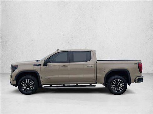 Used 2023 GMC Sierra 1500 AT4 w/ AT4 Preferred Package AWD/4WD image 9