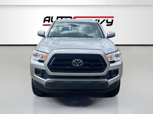 Used 2022 Toyota Tacoma SR AWD/4WD image 2