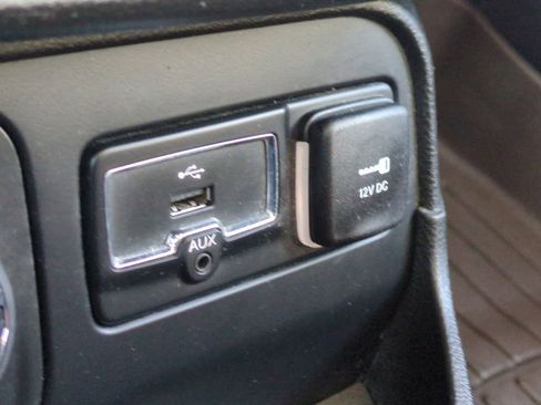 Used 2017 Jeep Renegade Trailhawk image 30