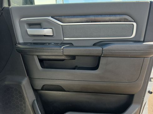 Used 2022 RAM 2500 Big Horn AWD/4WD image 31