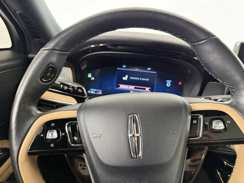 Used 2023 Lincoln Corsair Reserve w/ Equipment Group 201A image 21