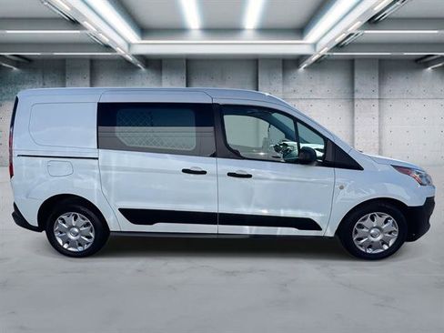 Used 2019 Ford Transit Connect XLT image 5
