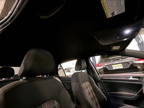 Used 2019 Volkswagen GTI S image 22