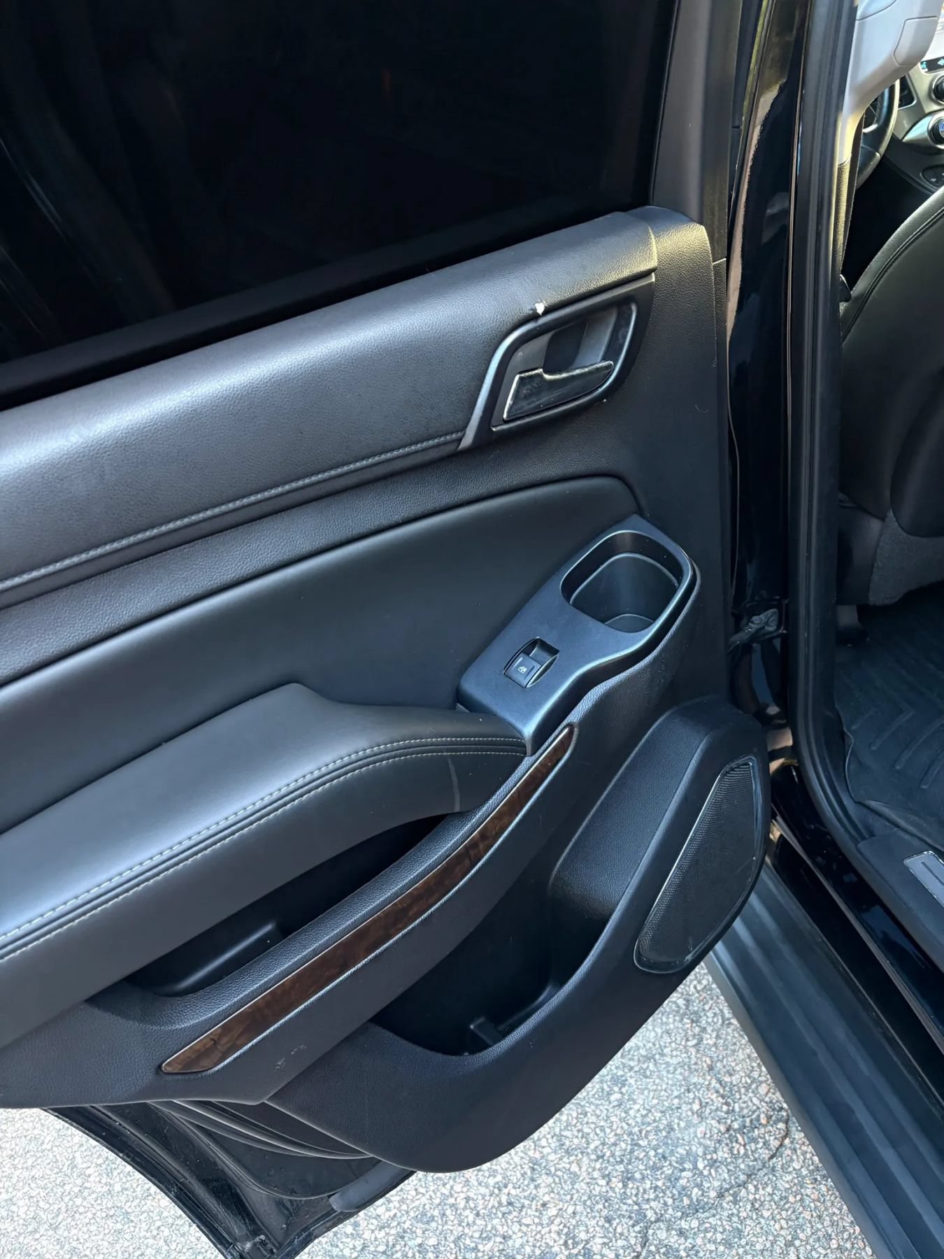Used 2015 Chevrolet Tahoe LT AWD/4WD image 20