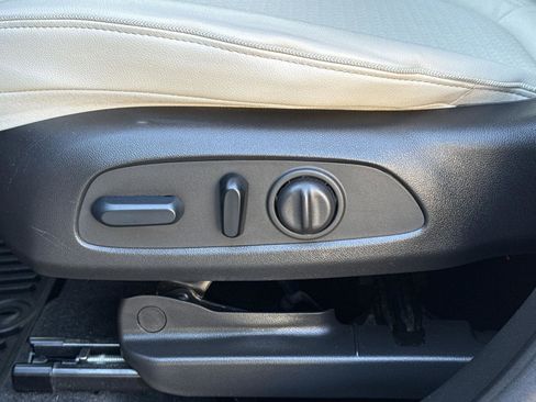 Used 2023 Buick Encore GX Preferred w/ Cold Weather Comfort Package image 15