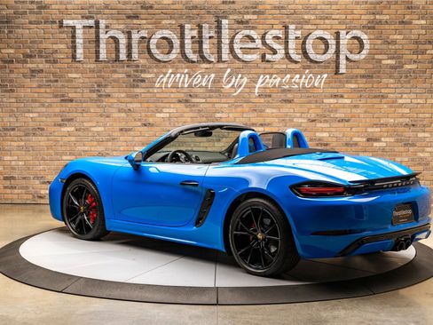 Used 2024 Porsche 718 Boxster S image 10