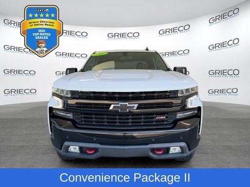 Used 2021 Chevrolet Silverado 1500 LT Trail Boss w/ Convenience Package II AWD/4WD image 2