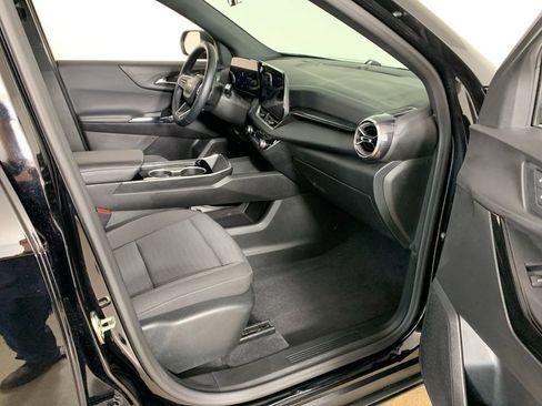 Used 2025 Chevrolet Equinox LT image 35