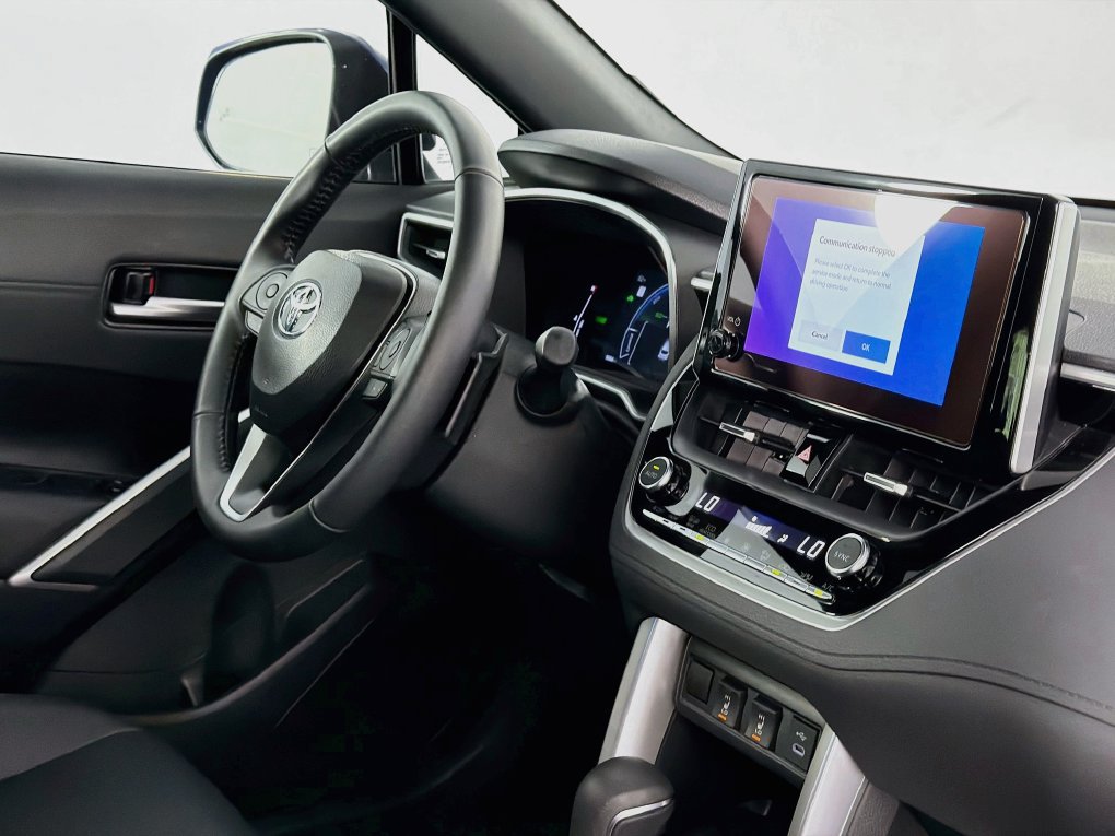 Used 2024 Toyota Corolla Cross AWD Hybrid w/ Convenience Package image 37