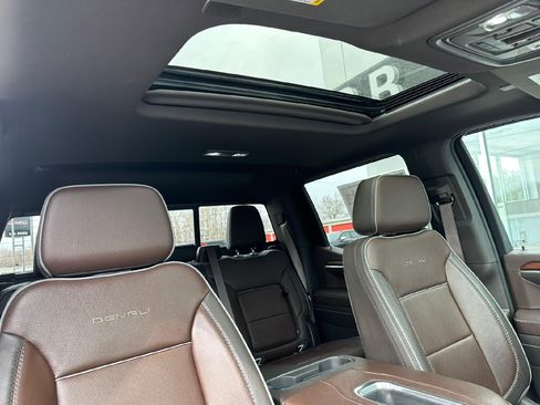 Used 2022 GMC Sierra 1500 Denali AWD/4WD image 37