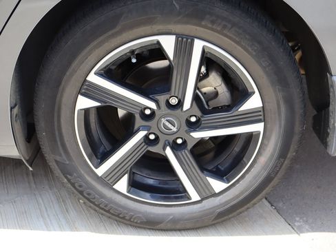 Used 2024 Nissan Sentra SV w/ All-Weather Package FWD image 26