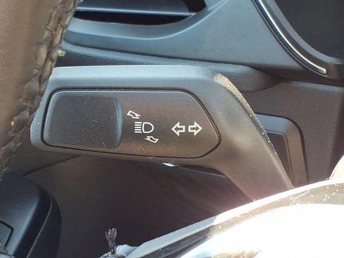 Used 2023 Ford Escape Platinum w/ Premium Technology Package AWD/4WD image 22