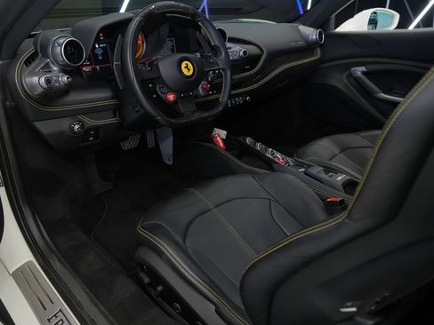 Used 2022 Ferrari F8 Tributo RWD image 37