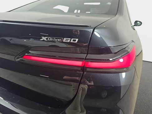 New 2026 BMW i7 xDrive60 w/ Executive Package AWD/4WD image 33