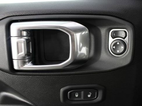 New 2026 Jeep Gladiator Rubicon image 14