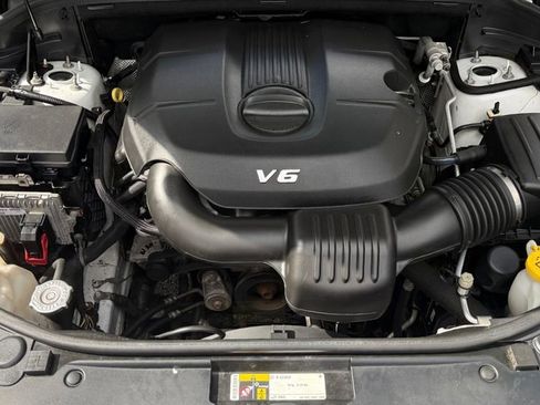 Used 2015 Jeep Grand Cherokee Limited w/ Luxury Group II image 29