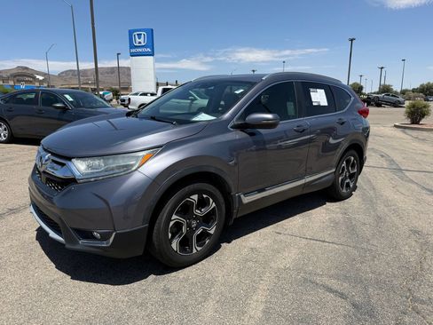 Used 2017 Honda CR-V Touring image 2