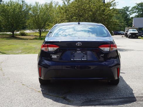 Used 2020 Toyota Corolla LE FWD image 5