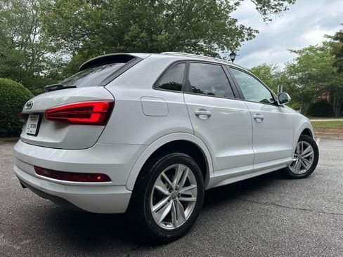 Used 2017 Audi Q3 2.0T Premium FWD image 7
