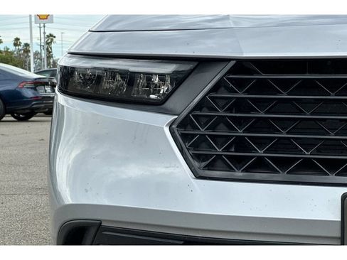 Used 2023 Honda Accord LX image 16