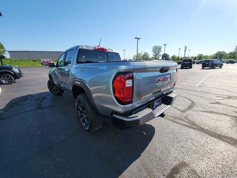 Used 2025 GMC Canyon Elevation w/ Convenience Package RWD image 8