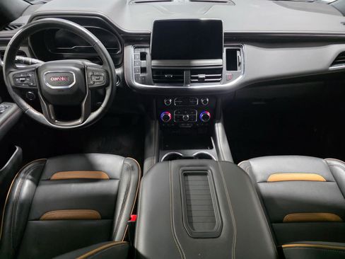 Used 2024 GMC Yukon AT4 AWD/4WD image 14