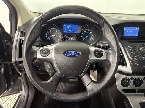 Used 2014 Ford Focus SE image 14