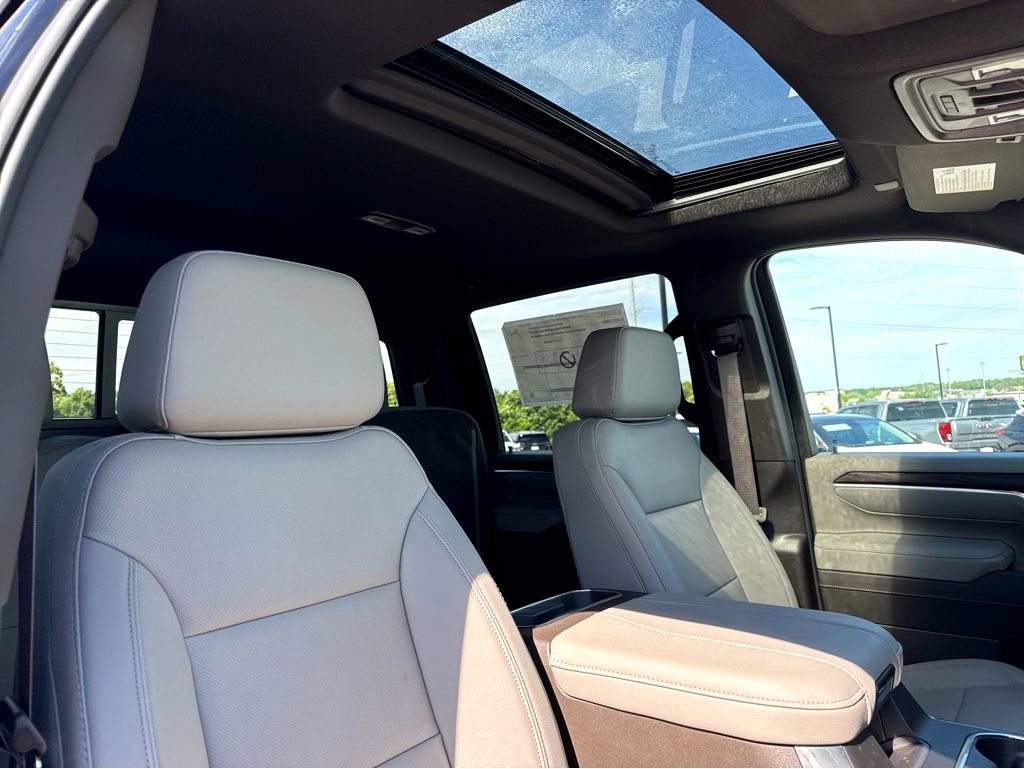 New 2026 GMC Sierra 2500 SLT w/ SLT Premium Package AWD/4WD image 5