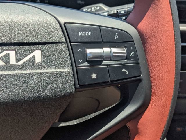 New 2026 Kia Sportage SX FWD image 31