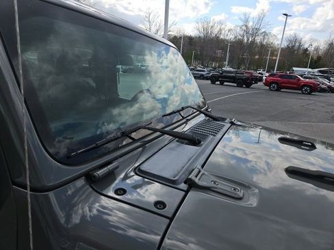 Used 2018 Jeep Wrangler Unlimited Sport S image 14