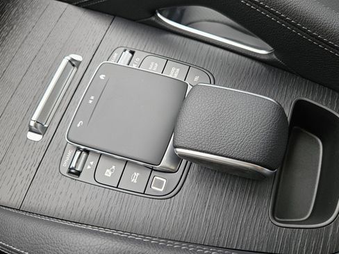 New 2026 Mercedes-Benz GLE 450 4MATIC image 37