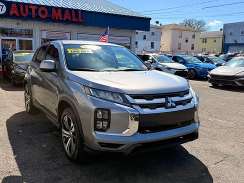 Used 2022 Mitsubishi Outlander Sport Black Edition image 2