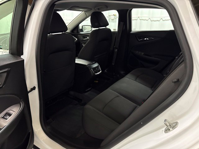 Used 2023 Chevrolet Malibu LT FWD image 17