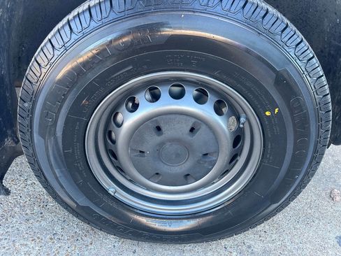 Used 2010 Freightliner Sprinter 2500 image 34