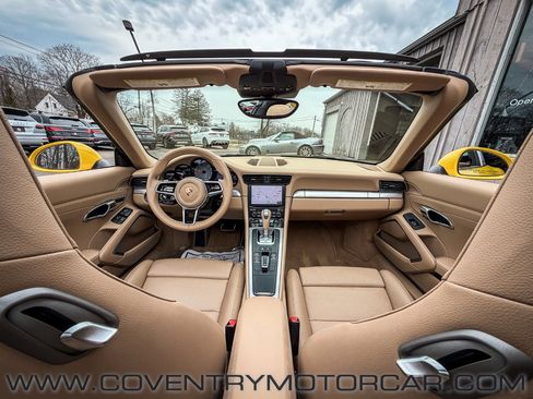 Used 2017 Porsche 911 Targa 4S image 40