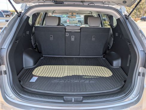 Used 2018 Hyundai Santa Fe Sport FWD image 9