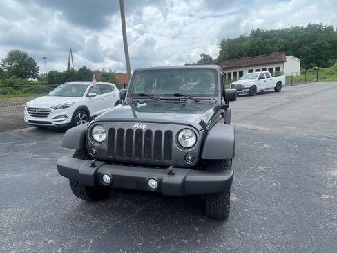 Used 2018 Jeep Wrangler Unlimited Sport AWD/4WD image 1