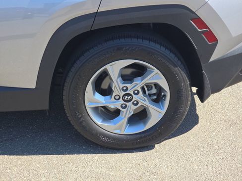 Used 2023 Hyundai Tucson SEL FWD image 34