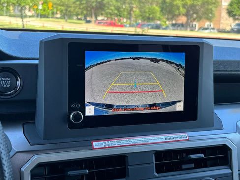 Used 2025 Toyota Tacoma SR5 image 19