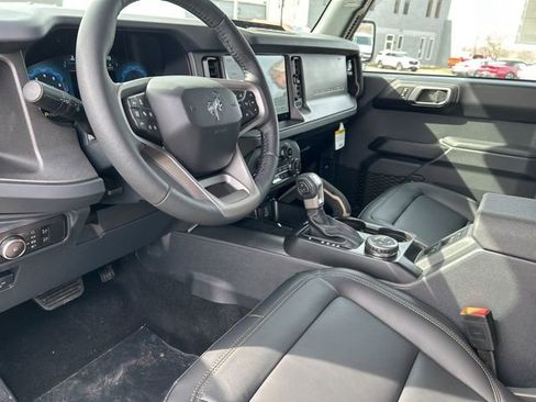 New 2026 Ford Bronco Badlands image 15