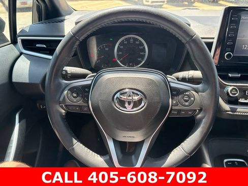Used 2020 Toyota Corolla SE w/ SE Premium Package FWD image 15