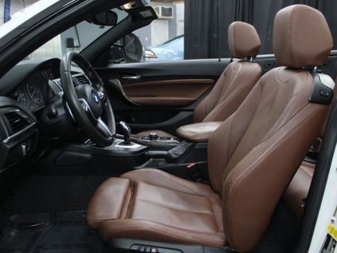 Used 2016 BMW 228i M-Sport image 11