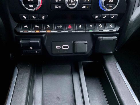 Used 2021 GMC Sierra 1500 Denali w/ Denali Ultimate Package image 24