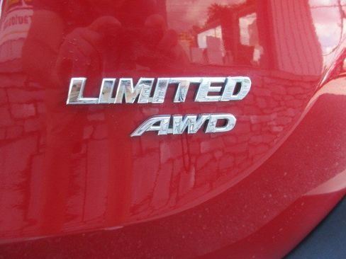 Used 2014 Toyota RAV4 Limited w/ Technology Package AWD/4WD image 11