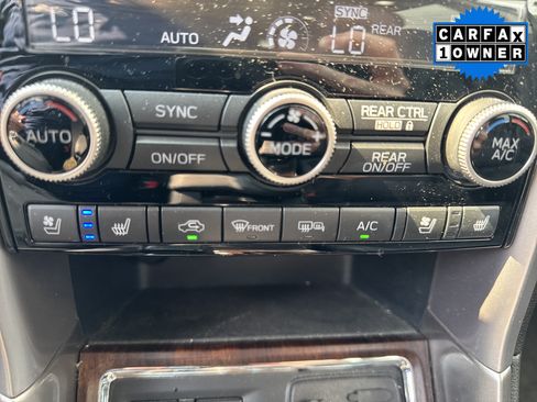 Used 2022 Subaru Ascent Touring AWD/4WD image 12
