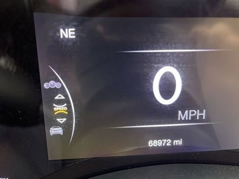 Used 2020 Jeep Grand Cherokee Altitude AWD/4WD image 11