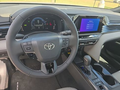 New 2026 Toyota Camry SE image 15