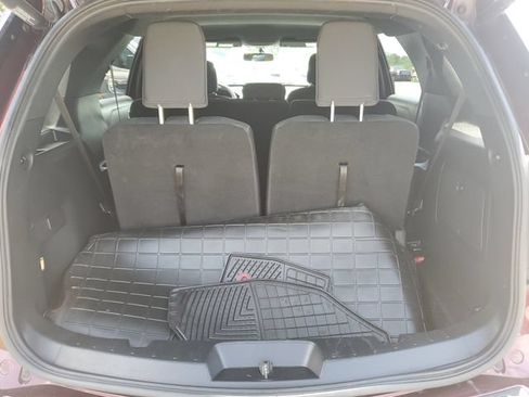 Used 2019 Ford Explorer XLT w/ Equipment Group 201A AWD/4WD image 9