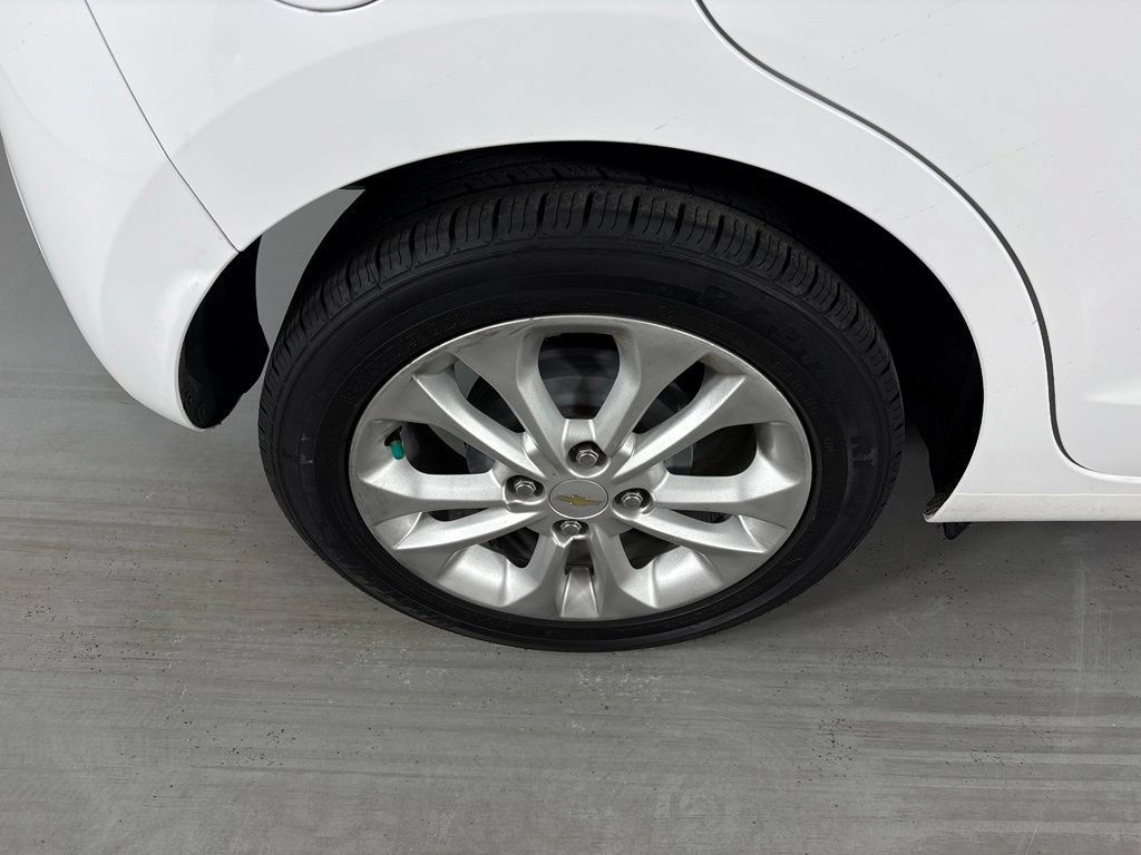 Certified 2021 Chevrolet Spark LT FWD image 13